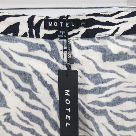 Motel Rocks Zoven Trouser 90s Zebra Print Flare High Waist Pants NWT - Picture 9 of 16